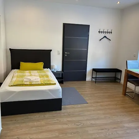 Zur Linde Hotel *