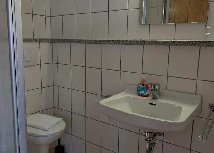 Zur Linde Hotel