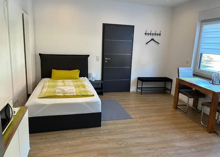 Zur Linde Hotel *