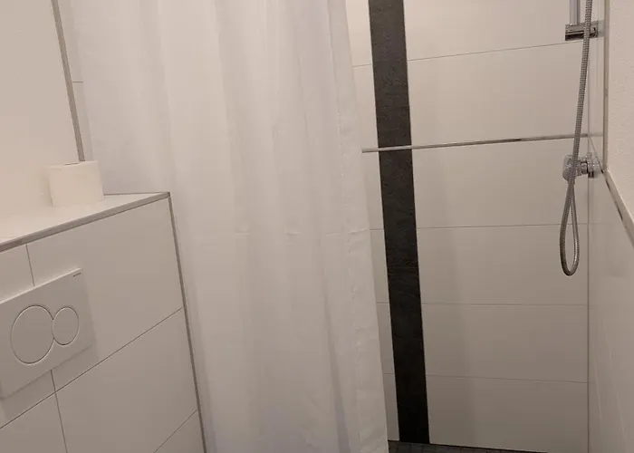 Zur Linde Hotel *